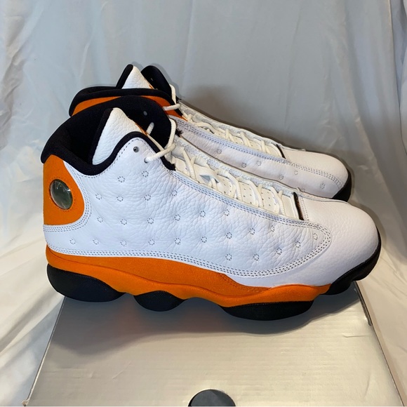 Air Jordan 13 Retro - Picture 2 of 8